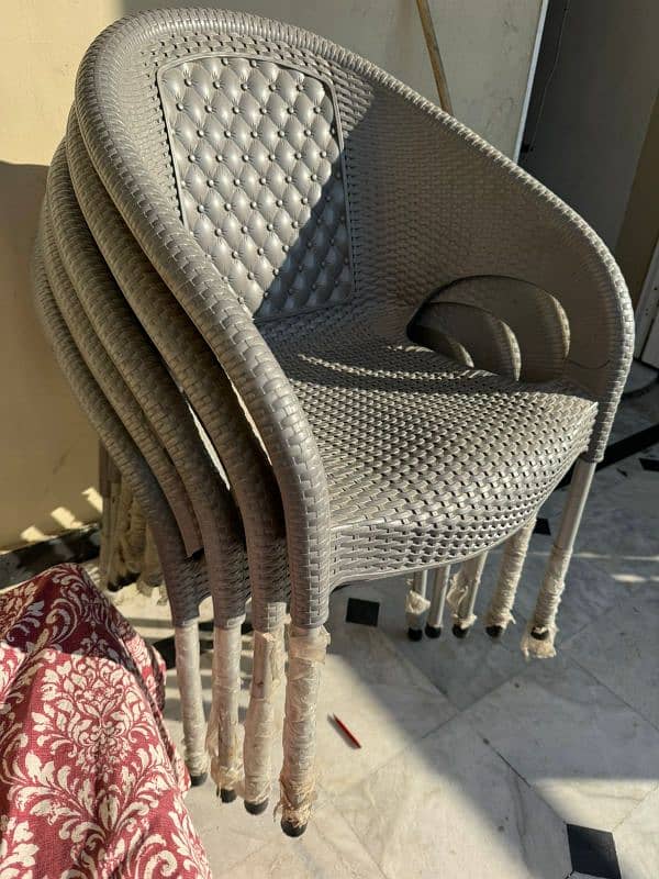 5 Chairs For Sale 0