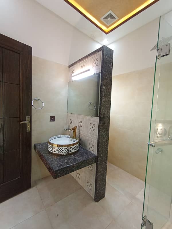 Ideally Located 5 Marla Designer House Available For Rent In DHA Lahore 47