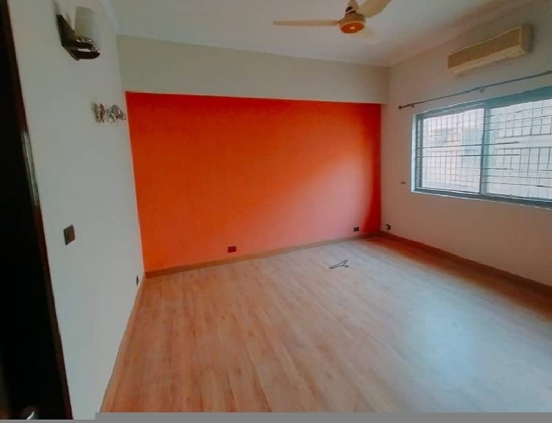 6 Marla Corner Full House For Rent In DHA Phase 3,Block XX, Lahore. 4