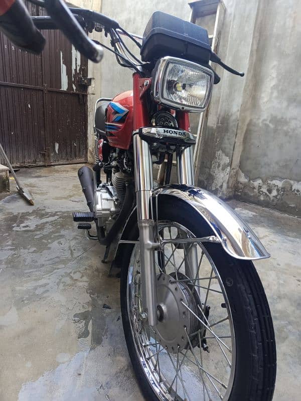 Honda 125 2023 Model 3