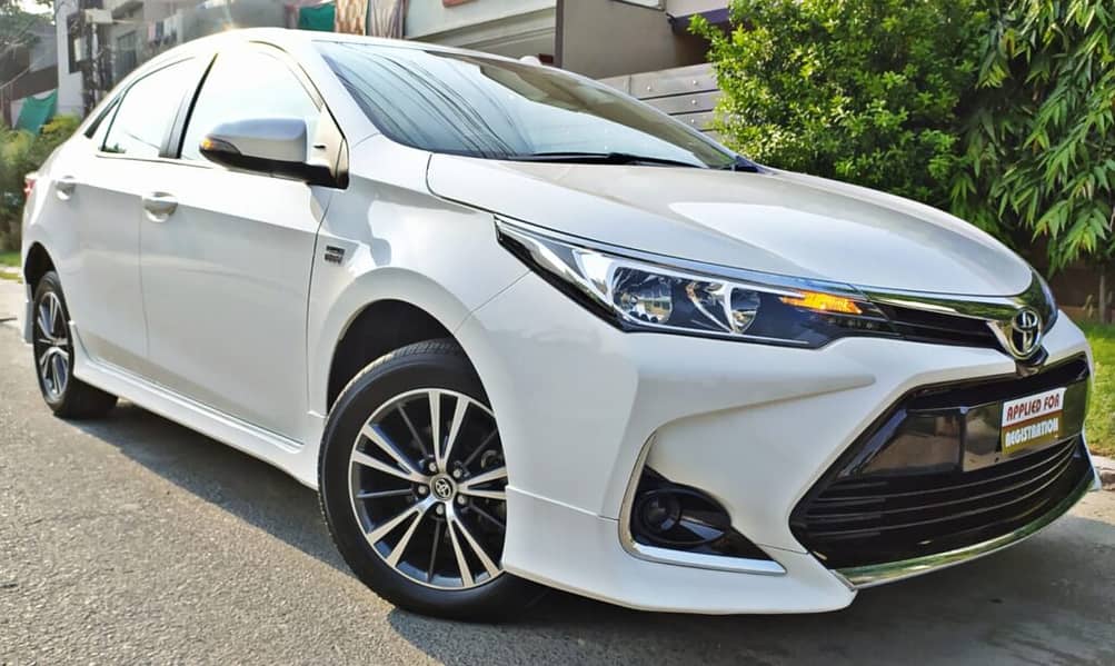 Corolla ALTIS X 2023 For  Wedding / Party / Pick & Drop / City Tour 3