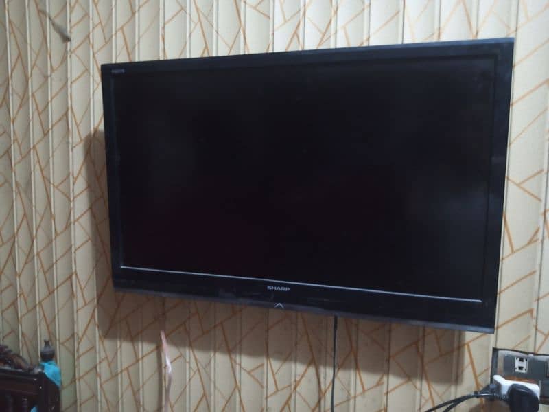 Sharp LED 32 inch 1