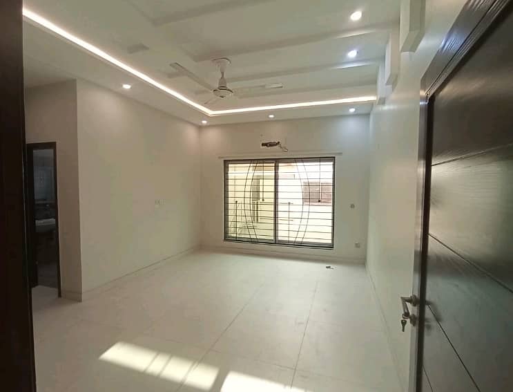 Upper Portion 1 Kanal For rent In DHA Phase 1 - Block J 7