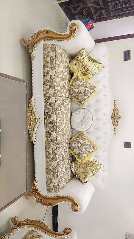 5 seater royal sofa set 4