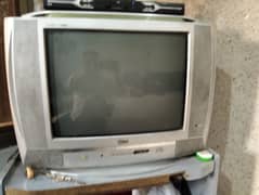 LG tv use good condition