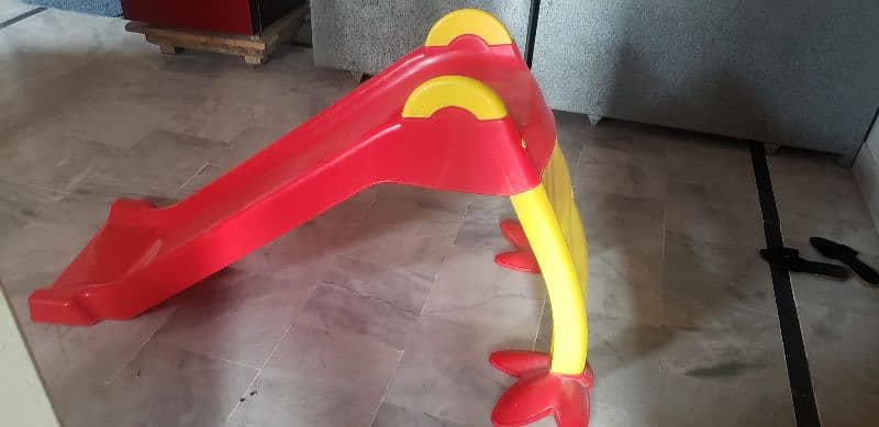 kids slide good condition 2