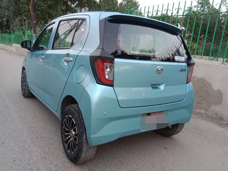 Daihatsu Mira 2018 3