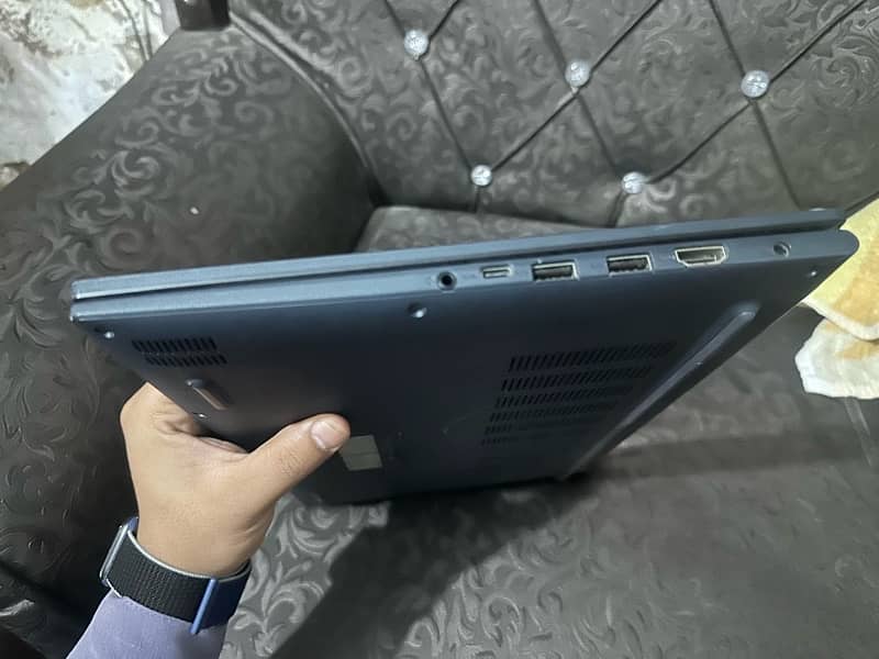 asus  vivobook laptop   12th gen  laptop model x1502ZA 1