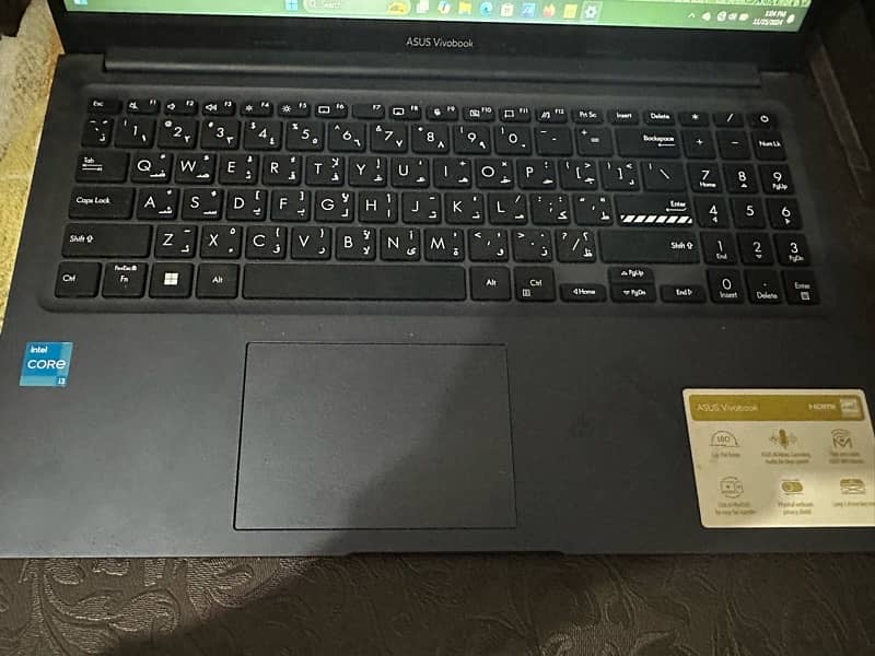 asus  vivobook laptop   12th gen  laptop model x1502ZA 8