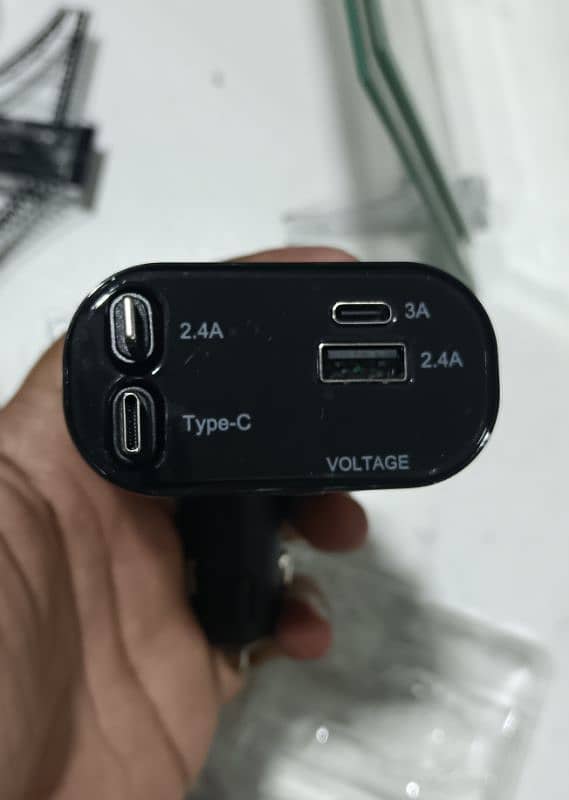 Super Fast Travel Charger 2