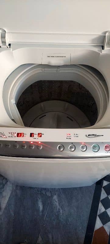 Dawnlance 12 Kg Fully Automatic Washing Machine Brand New Condition 1