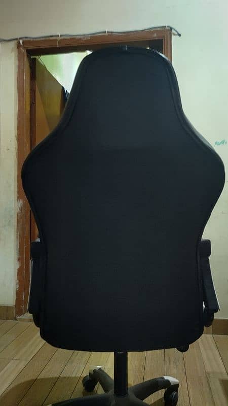 gaming chair 10,000 urjent sell 4