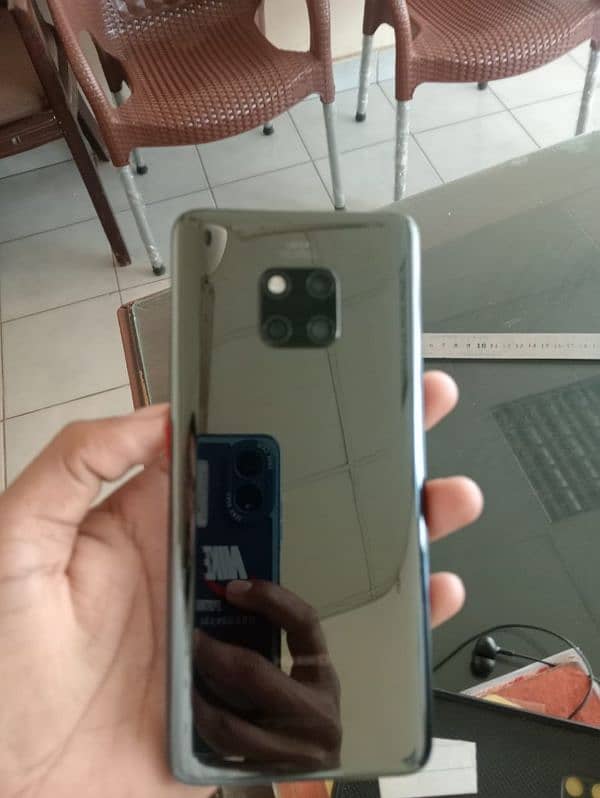 Huawei mate 20 pro Pta Patach Hay 0