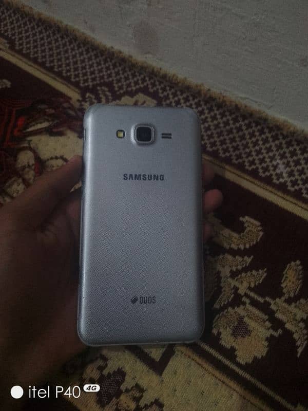 Samsung Galaxy J7 2