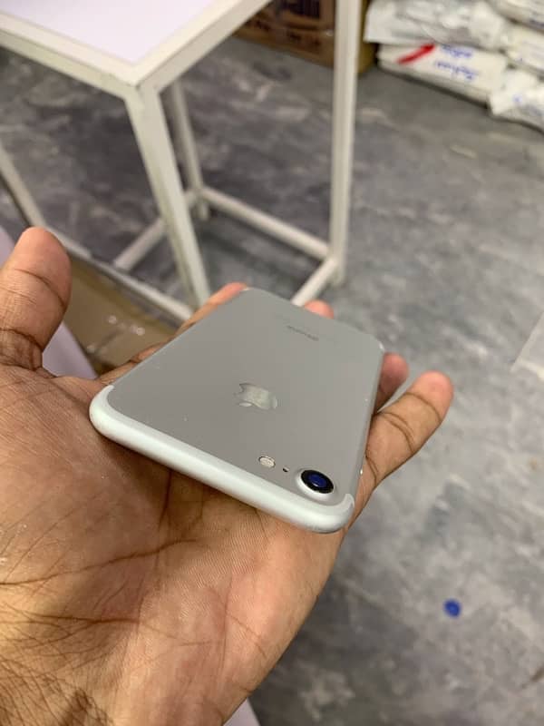 iPhone 7 pta aprowad 5