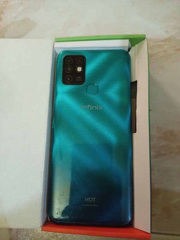 INFINIX HOT 10 2