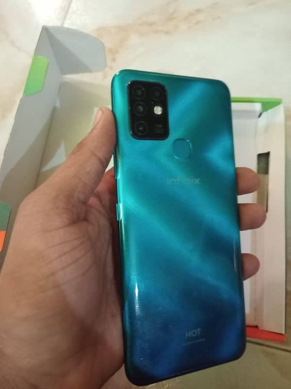 INFINIX HOT 10 3