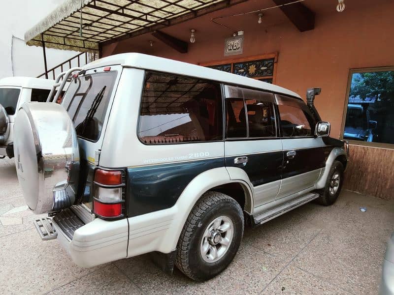 Mitsubishi Pajero 1995 0