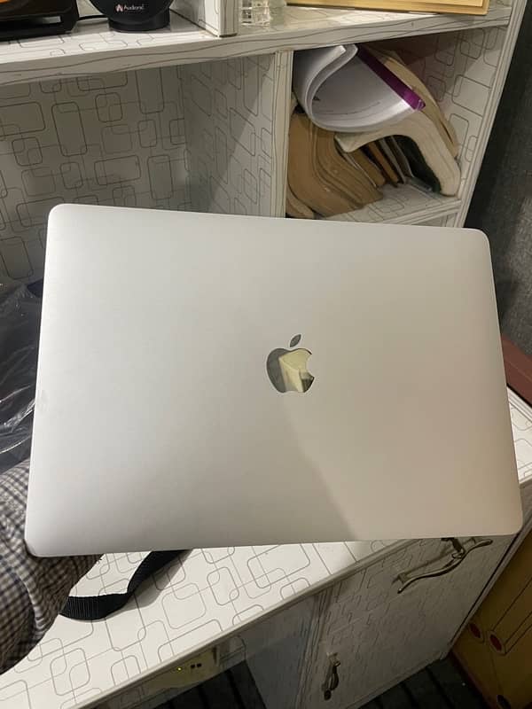 Macbook pro M1 2020 13.3 retina display 8gb/512gb 0