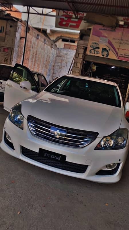 Toyota Crown 2010 hybrid 2