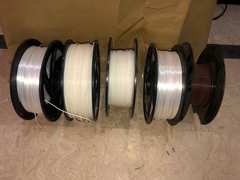 3D Printer FDM (Creality Ender 5) with 4 free Spools 2