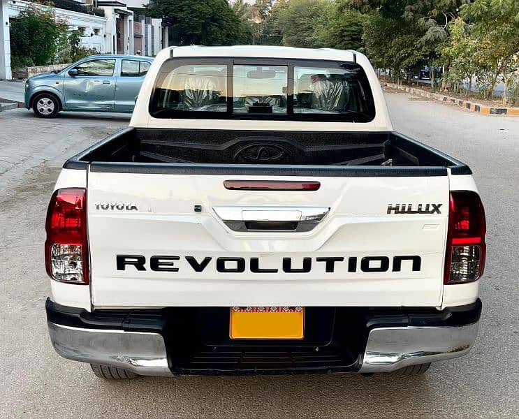 Toyota Hilux 2019 3