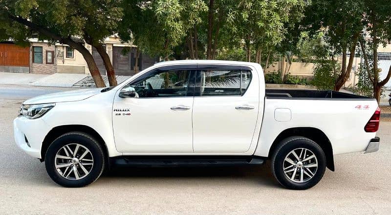 Toyota Hilux 2019 6