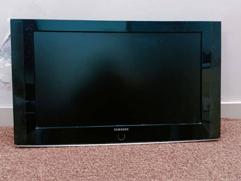 Samsung tv 32 inch LED 1