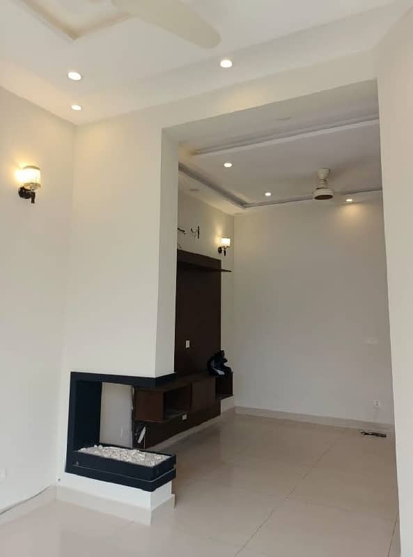 5 Marla Full House For Rent In DHA Phase 2,Block V, Lahore. 8