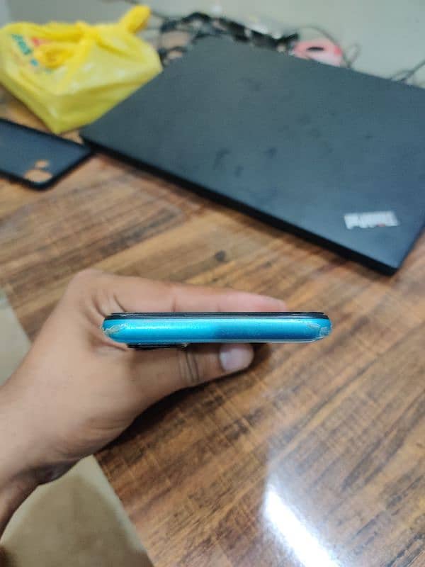 REALME 7i 8/128 6