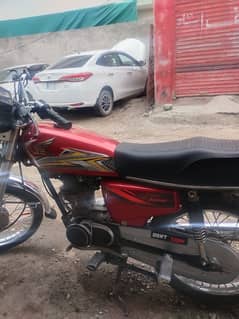 Honda CG125 in excellent condition