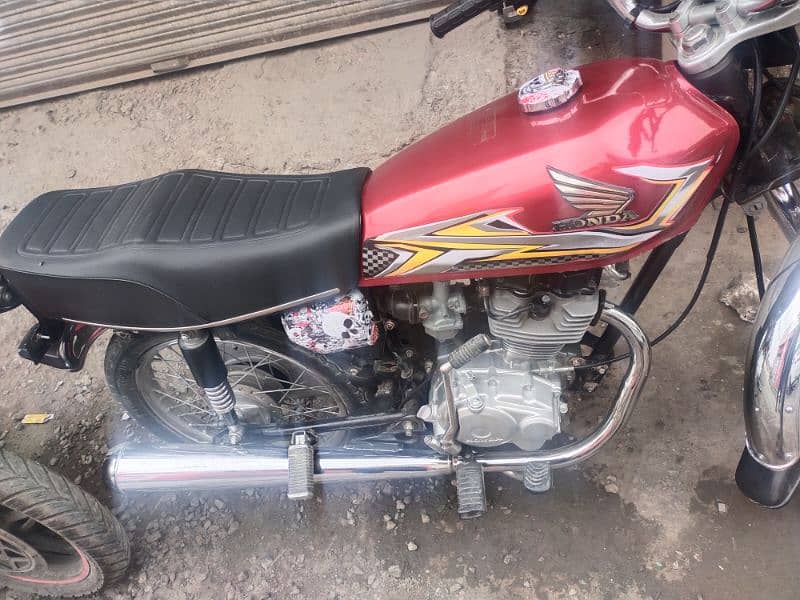 Honda CG125 in excellent condition 2