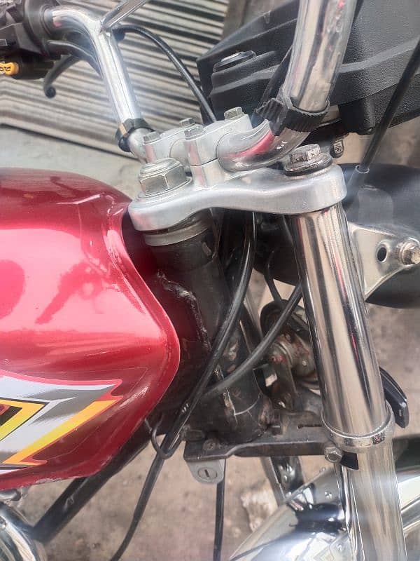 Honda CG125 in excellent condition 3