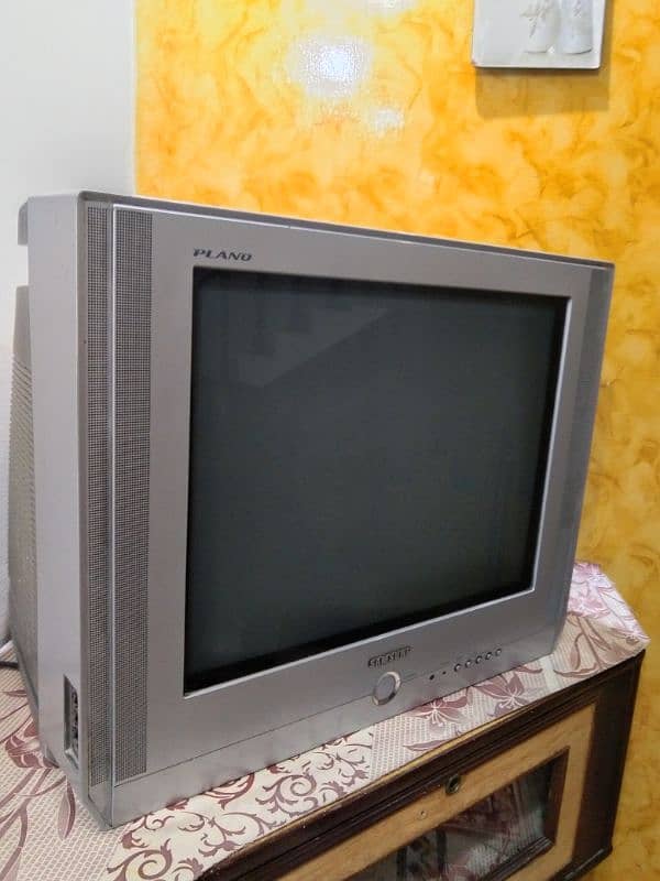 heavy television 0