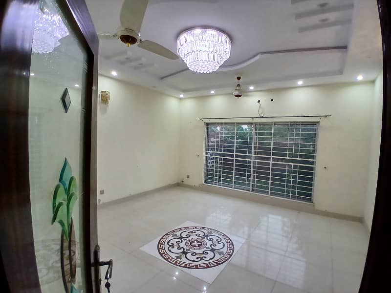 20 Marla Ground Floor Portion For Rent 10