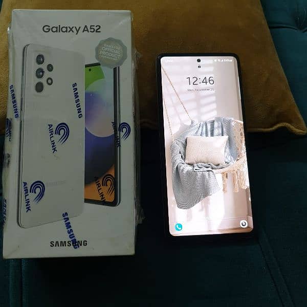 SAMSUNG GALAXY A52, awesome condition white colour 5