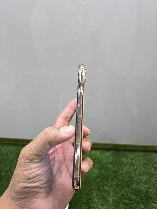 iphone xsmax 256gb Non pta 4