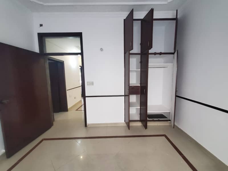 5 Marla Full House For Rent In DHA Phase 2,Block V, Lahore. 3