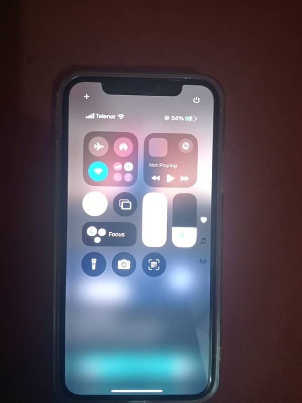 Iphone Xs 64 gb non pta Telenor ki sim b chl jai gi 4