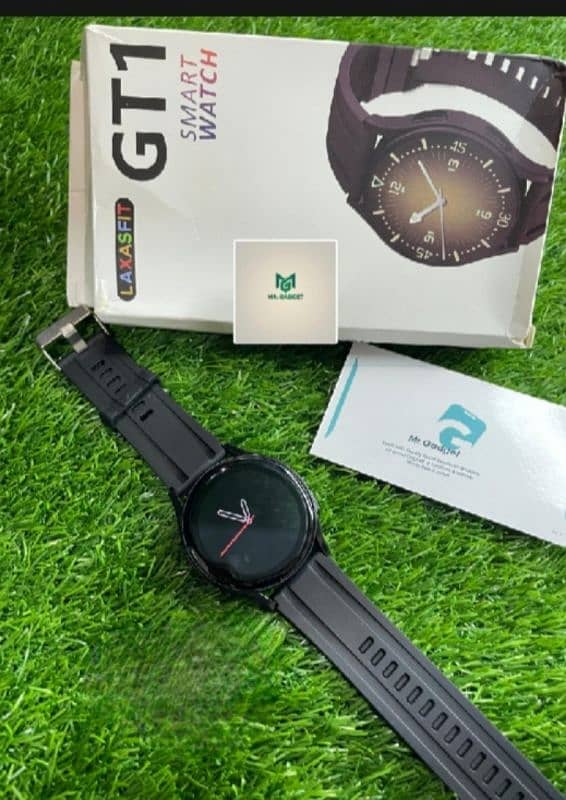 GT1 SMART watch in  round shape dail. 1