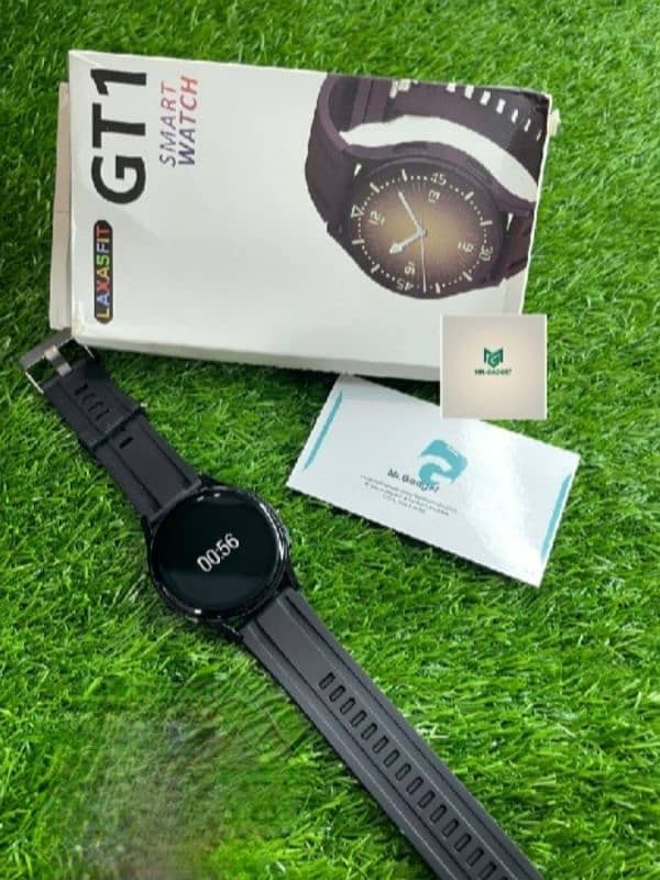 GT1 SMART watch in  round shape dail. 2