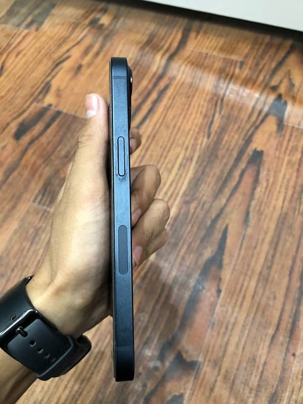 iphone 13 in 8 months warranty jv 2