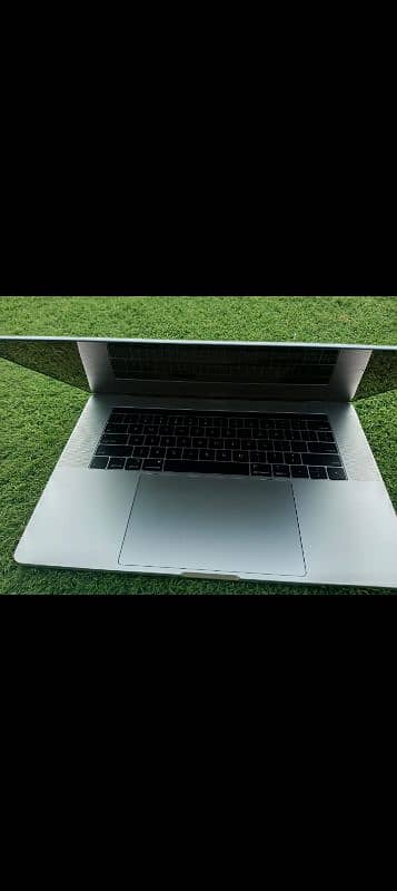 MacBook pro 2019 15inch 2