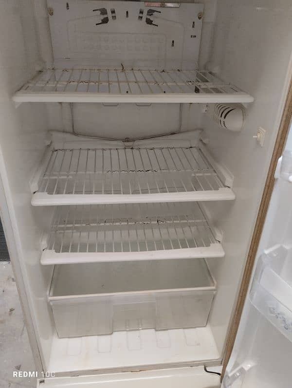 Pel Refrigerator 10cft 3