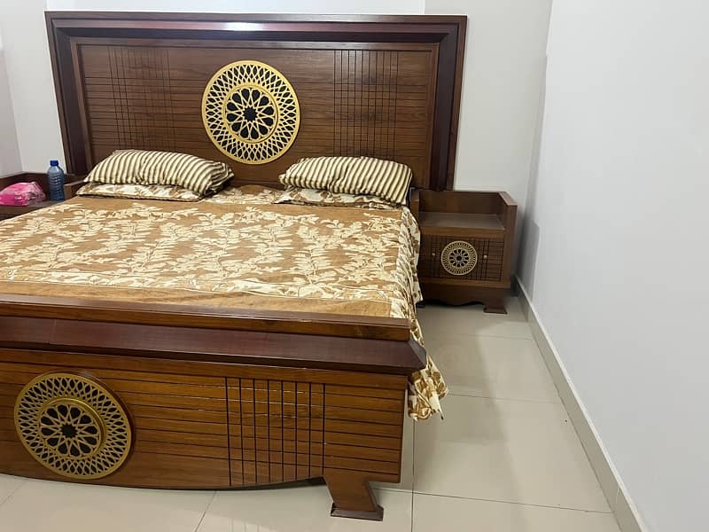 BROWN COLOUR FURNITURE 6