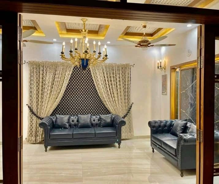 House For Sale In Bahria Town - Sector E Lahore 1