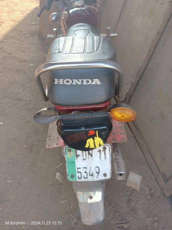 Honda CD70 2010 5