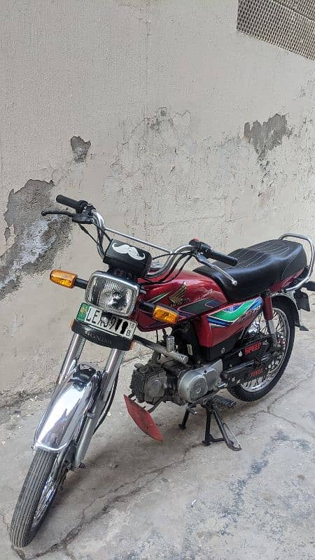 Honda 70 2018 model 18B 0