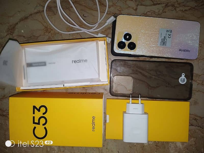 Realme C53 6 128 2