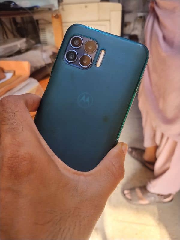 Moto One 5g 1